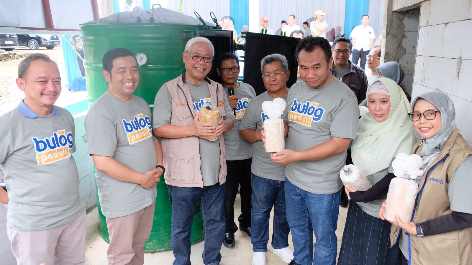 Dorong Kebangkitan Ekonomi Desa, Bulog Gelar Industry Ecosociosystem dan Peduli Air Bersih di Sragen