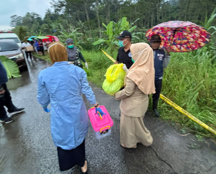 Pencari Rongsok di Barukan Tengaran Temukan Mayat Bayi Perempuan 