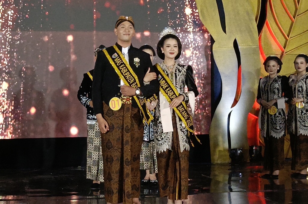 Sevilla dan Alehandro Jadi Mas-Mbak Batang 2026, Siap Mbolang ke Tempat Wisata