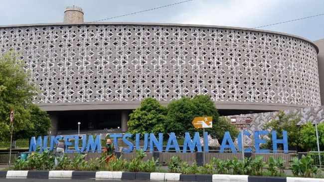 Belajar Dari Sebuah Bencana, Museum Tsunami Aceh Ramai Pengunjung dan Menyuguhkan Penampilan Eksotis!