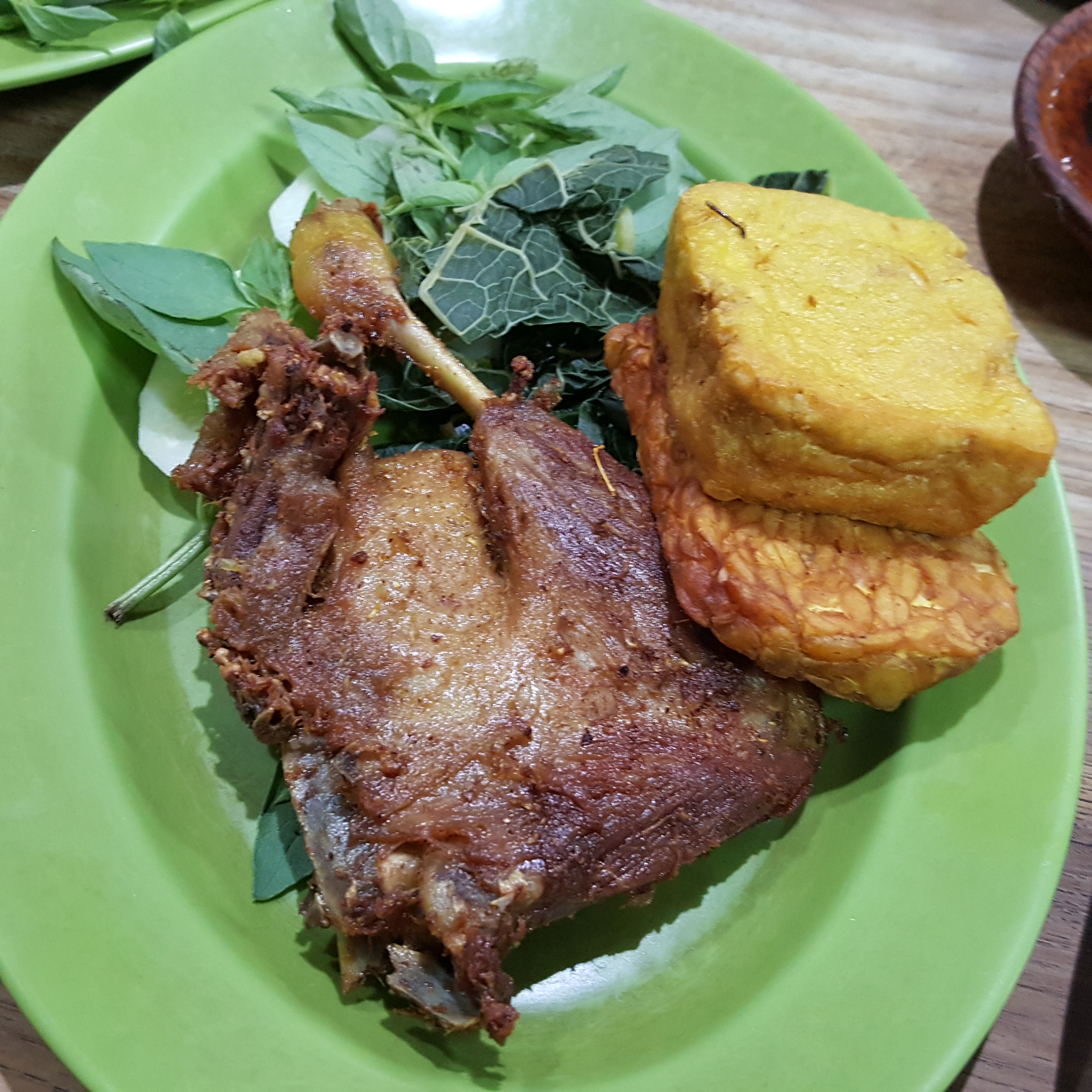 Sensasi Kuliner Bebek Goreng Jogja, Berikut 7 Tempat yang Bikin Ketagihan