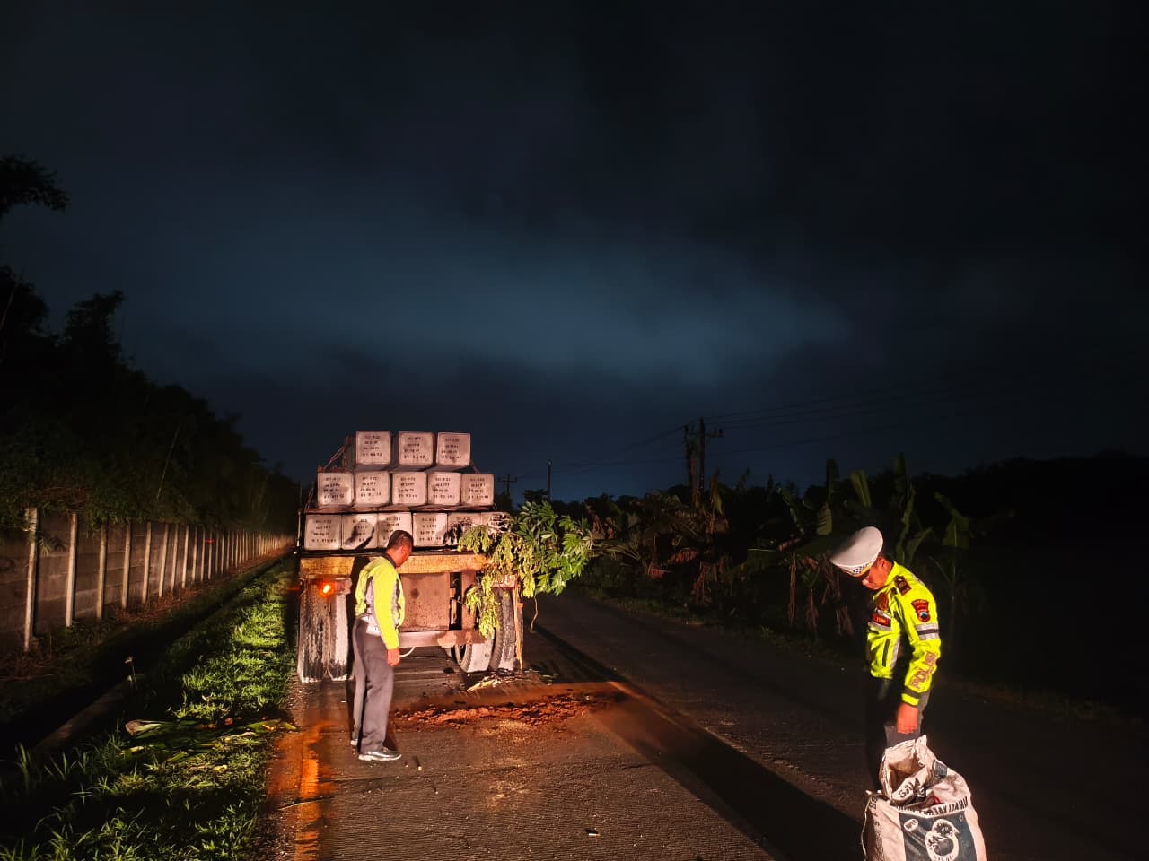 Lakalantas di Depan PT Semen Grobogan, Satu Pengendara Meninggal Dunia