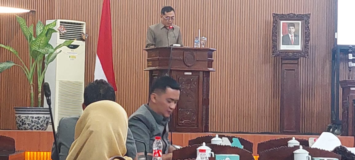 Fraksi Desa DPRD Kabupaten Tegal Minta Infrastruktur Jalan Diperhatikan