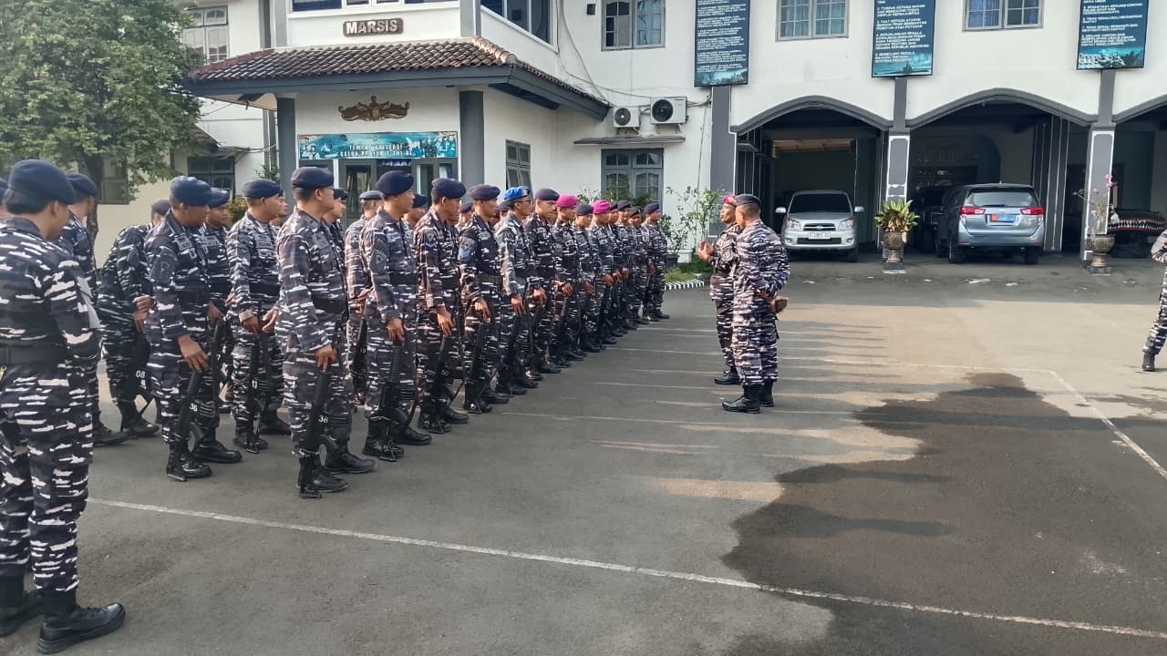 Jelang Uji Terampil Glagaspur P1/P2, Prajurit Lanal Tegal Digembleng Latihan PBB
