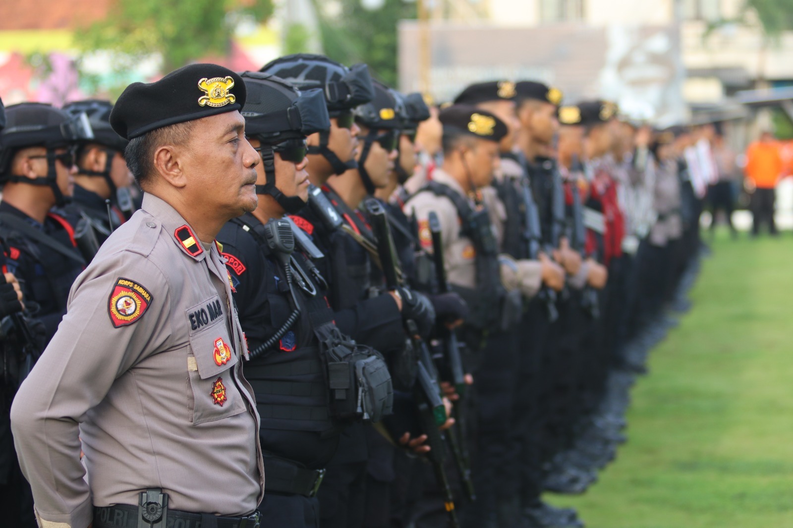 Kapolda Jateng Pimpin Gelar Pasukan Operasi Lilin 2024 di Solo