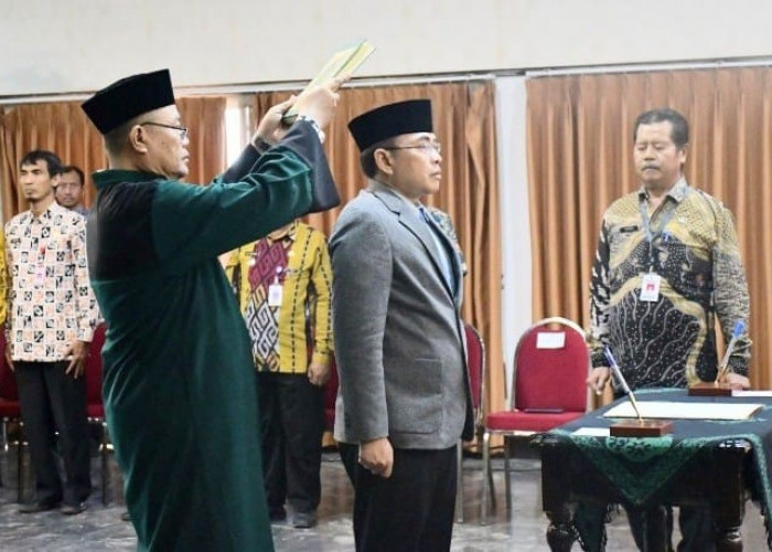 Bupati Pemalang Lantik Endro Johan Kusuma Jadi Pj Sekda  ‎