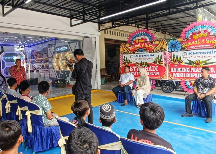 Liburan Sekolah, Sebelas Pelajar di Grobogan Ikuti Sunat Massal Gratis