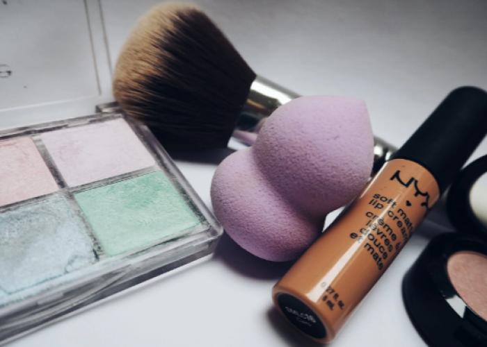 Inilah 6 tips menjaga make up tahan lama seharian, Dijamin Antiluntur!