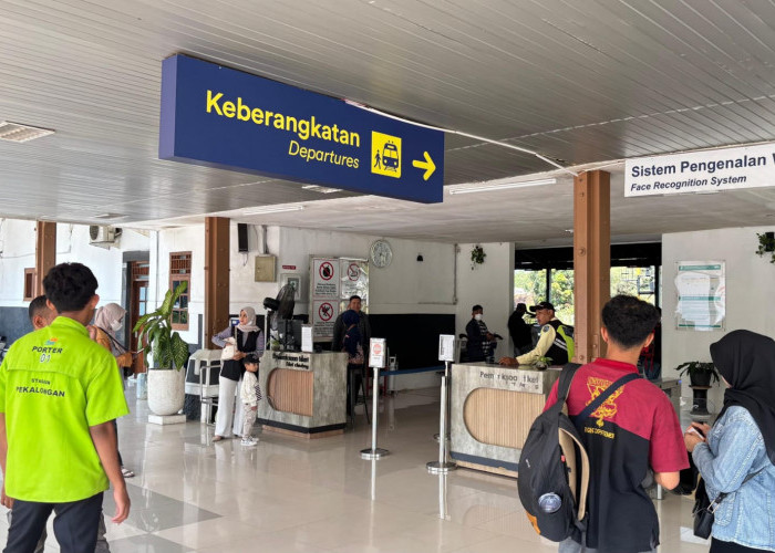 Libur Tahun Baru Islam, 17 Ribu Penumpang Padati Stasiun Pekalongan