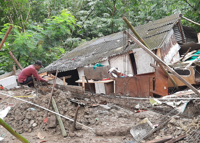 Tanah Bergerak Terjadi di Deliksari Semarang Setelah 10 Tahun, Empat Rumah Rata Tanah dan Satu Rusak Parah