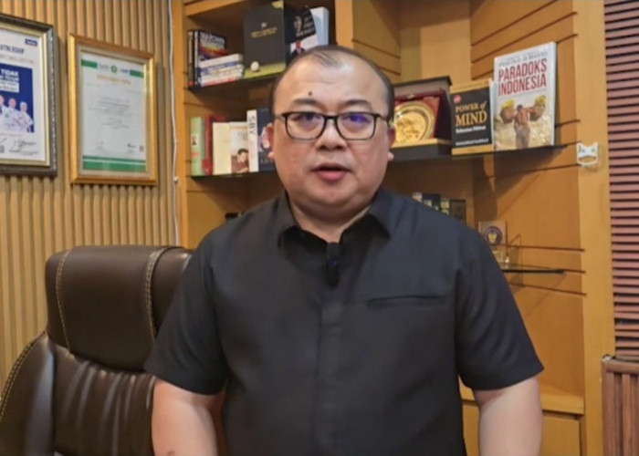 Sekjen ReJO Ungkap Detik-Detik Pertemuan Jokowi dan Eggi Sudjana