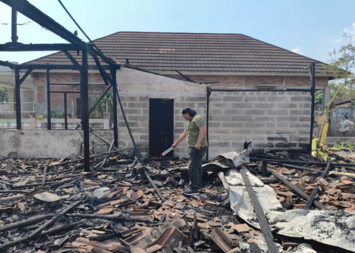 Api Lahap Rumah hingga Sepeda Motor di Pulorejo, Kerugian Ditaksir Capai Rp 60 Juta