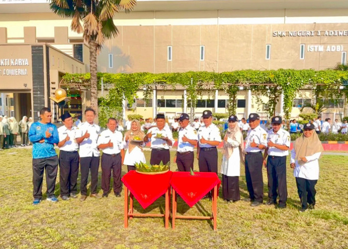 HUT ke-47, SMKN 1 Adiwerna Tegal Apresiasi Prestasi Siswa Didik