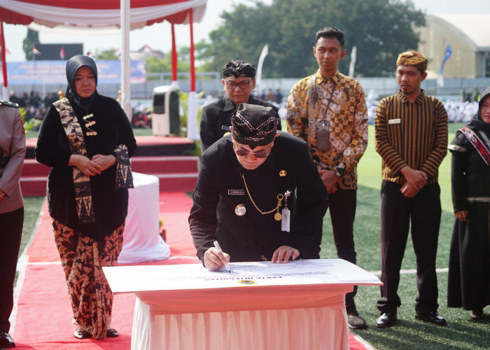 Terbangkan Garuda di Bumi Mina Tani, Sudewo Obral Beasiswa Kuliah di Kampus Negeri