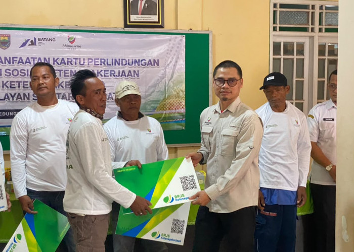 Berisiko Tinggi, 149 Nelayan Pesisir Batang Dapat Perlindungan Sosial