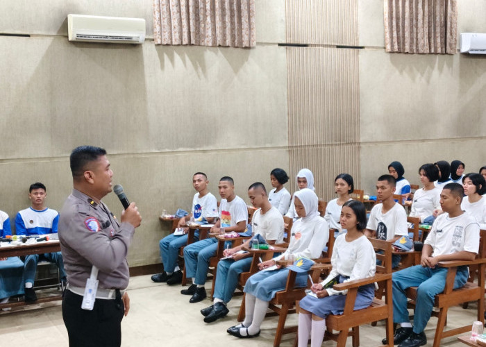 Minim Pengetahuan Berlalu Lintas, Pelajar SMA di Jepara Didoktrin Satlantas