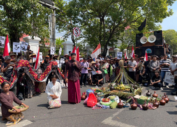 Biang Kerok Kerusakan Pegunungan Kendeng, Petani di Pati Tolak Pabrik Semen