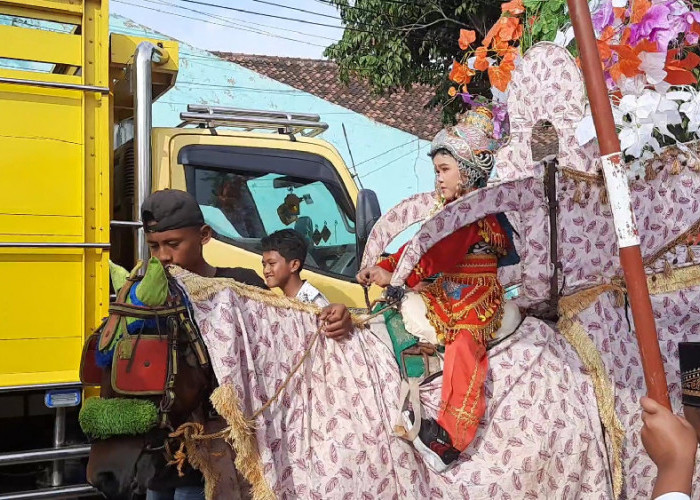 Tradisi Kirab Sunatan Berkuda Kembali Hidup di Semarang, Kenzo Berani Sunat Terinspirasi dari Upin-Ipin 