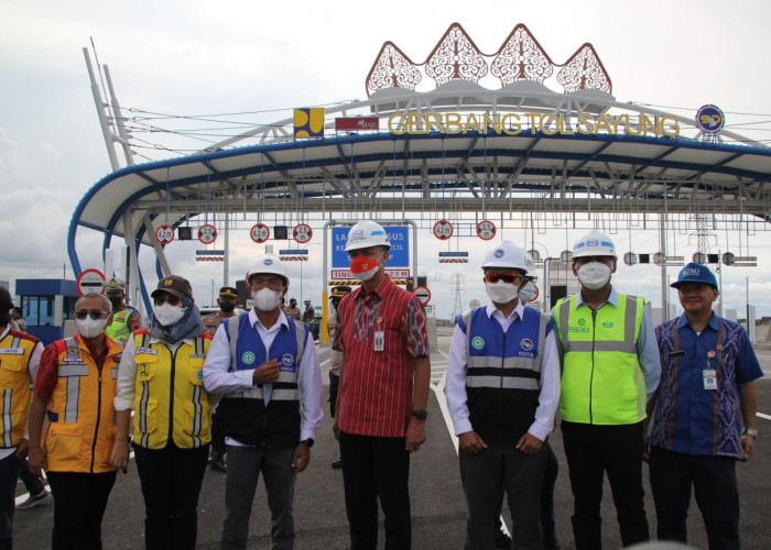 Ganjar Sebut Tol Semarang-Demak Bisa Operasional Saat Nataru 2022