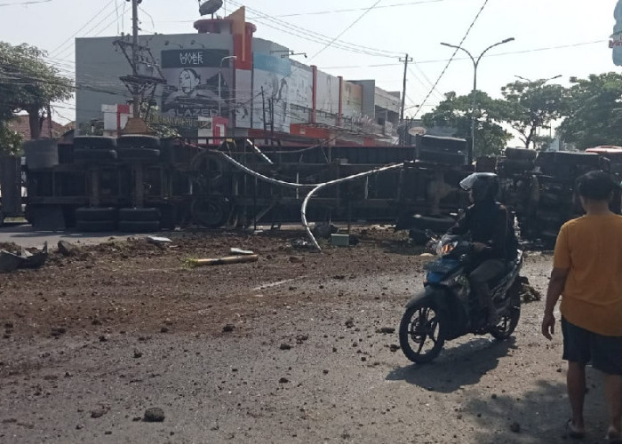 Dishub Kota Semarang Perketat Pengawasan Truk Sumbu Tiga di Turunan Silayur Usai Kecelakaan 