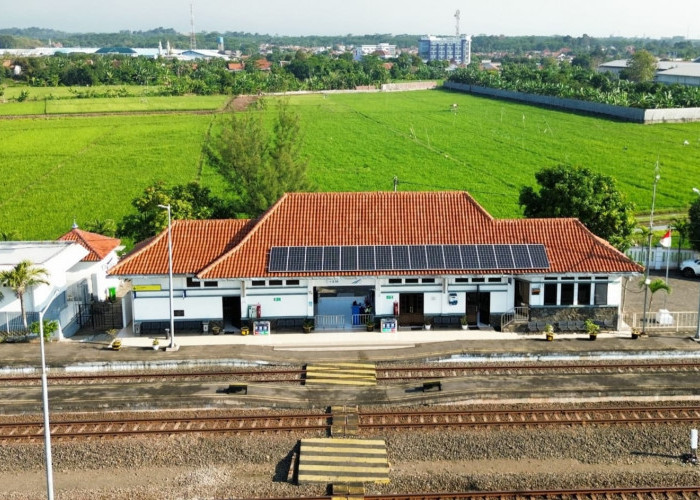 H+3 Lebaran 2026, Arus Balik di Stasiun Batang Masih Ramai