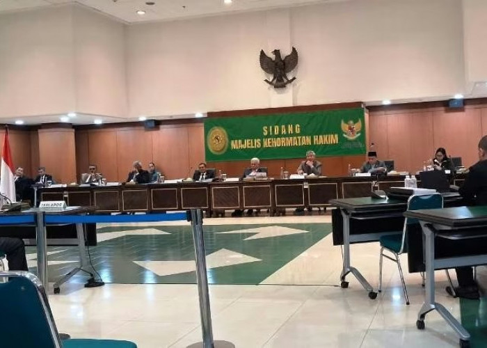 Gelapkan Uang Lelang Rp2 Miliar, Mantan Ketua PN Kudus Dipecat