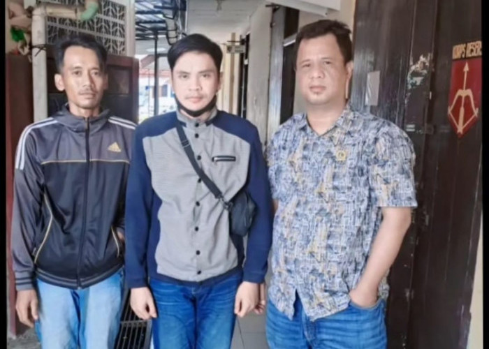 Korban Ijazah Ditahan 12 Tahun Resmi Lapor ke Polres Pekalongan kota