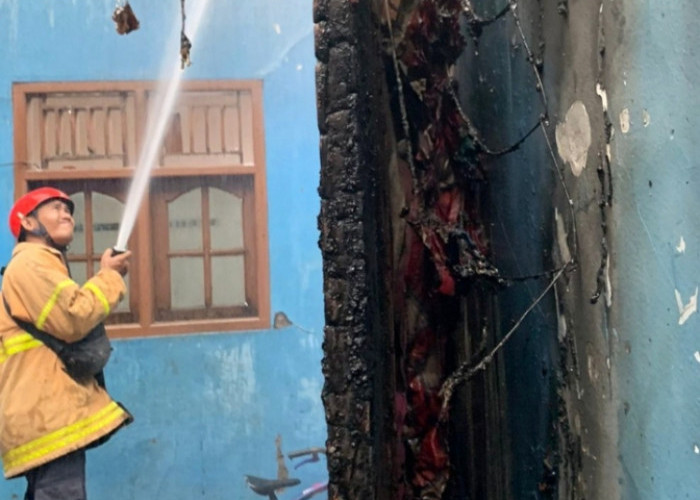 Api Membakar Rumah di Desa Kandang Kabupaten Pemalang 