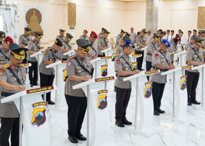Kapolda Jateng Pimpin Sertijab 22 Pejabat, 6 PJU dan 16 Kapolres Berganti