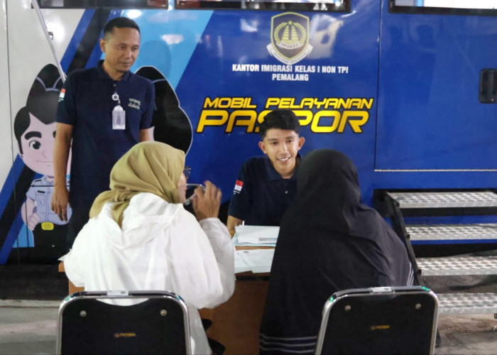 Sowan Ratri, Cara Imigrasi Pemalang Buka Layanan Paspor Malam Hari