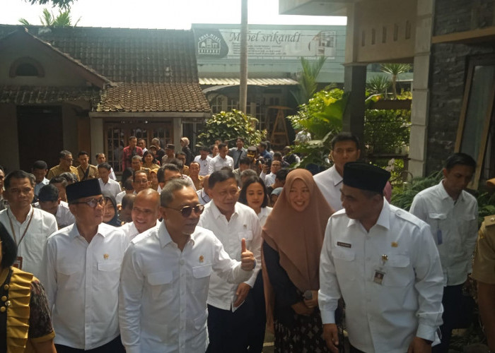 Targetkan 80.000 Kopdes Merah Putih Terbangun, Menteri Zulhas Blusukan ke Desa-desa di Kabupaten Semarang