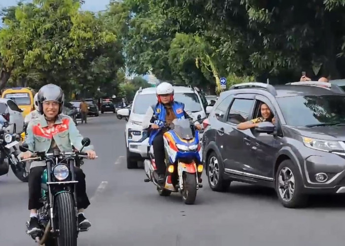 Jokowi Touring Bersama Legend Riders Sunmori di Kota Solo