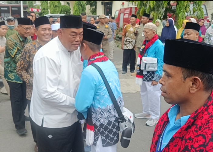 Jemaah Haji Grobogan sudah Berangkat Menuju Embarkasi Donohudan, Total Ada 1.051 Orang