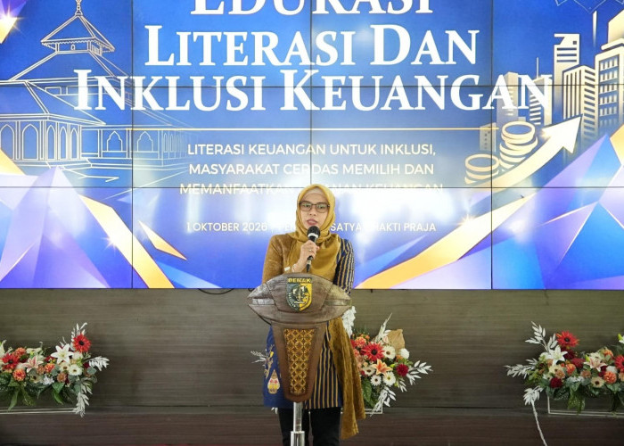 Jangan Asal Klik! Bupati Demak Ingatkan Warga Waspadai Jerat Keuangan Digital