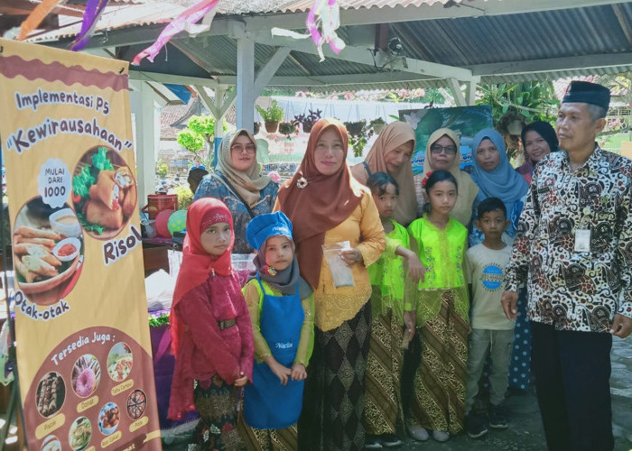 Lomba Kreativitas Anak SD Negeri 01 Bojongnangka Kabupaten Pemalang Meriah