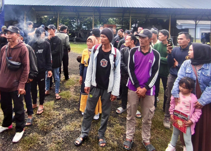 Pemprov Jateng Pulangkan 100 Warga Terdampak Banjir Bandang di Sumatra