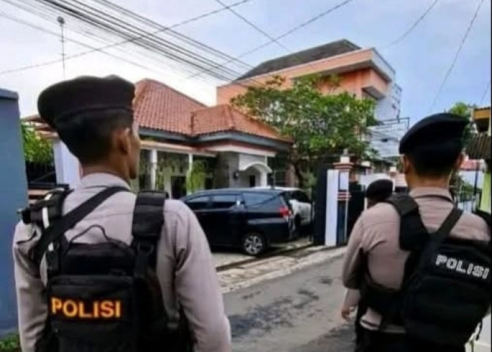 Tersangka Baru Berpeluang Bertambah, KPK Geledah Rumah Riyoso Mantan PJ Sekda Pati