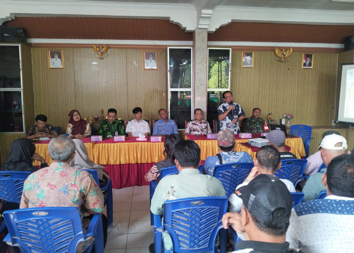 DLH Kabupaten Tegal Clean Up Lahan Terkontaminasi Limbah B3 Bekas Pelebur Accu Pesarean  