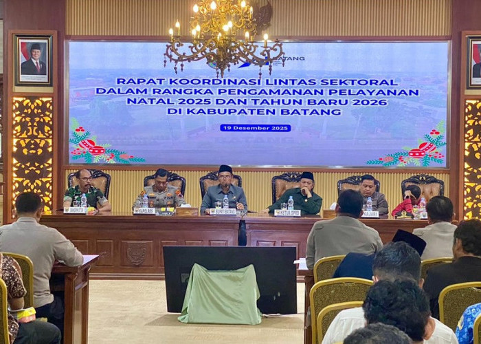 Sorot Antrean Solar, Bupati Batang Pastikan Tambahan Stok 5 Persen dari Pertamina Jelang Nataru 2025