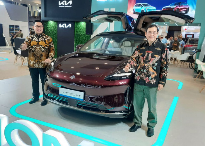 Perdana Hadir Di GIIAS Semarang, AION Hadirkan Mobil Listrik Modern AION Y Plus Dan AION Hyptec HT 