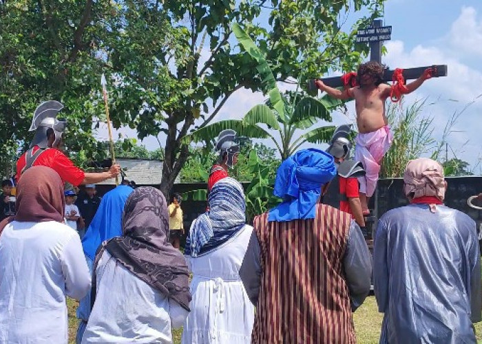 Banser NU Hingga Komunitas Hindu Ikut Mengamankan, Visualisasi Sengsara Yesus Refleksi Besarnya Pengorbanan