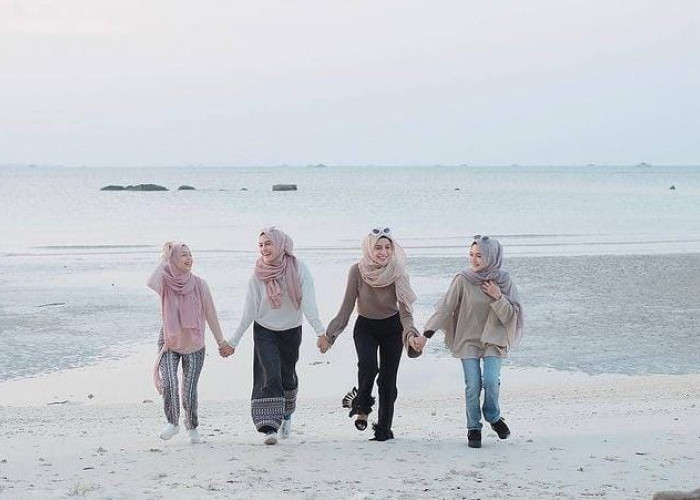 Style Baju untuk Pergi ke Pantai bagi para Hijabers