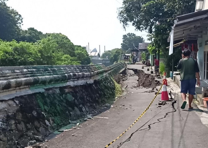 Bukan karena Ikan Sapu-sapu, Tanggul Sungai Silandak Jebol Dipicu Arus Berputar dan Pondasi Tergerus