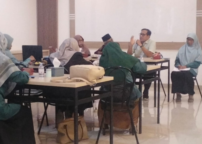 Radar Tegal Gandeng FKKS SD/MI Muhammadiyah Kabupaten Tegal Kembangkan Mading Digital dan Asah Jurnalistik