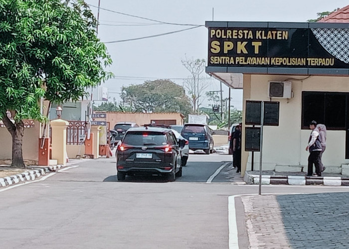 Wakil Bupati Klaten Linda Benny Dampingi Wamendes Tinjau Kopdes Merah Putih saat Bupati Hamenang Ditangkap KPK