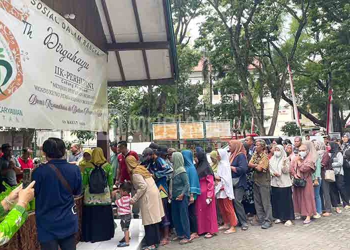 Perhutani KPH Purwodadi Grobogan Gelar Pasar Murah Ramadan 1446 H