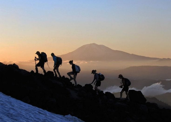 Hati-Hati, Inilah Resiko Mendaki Saat Musim Pancaroba, Berikut 7 Tips Mengatasinya!