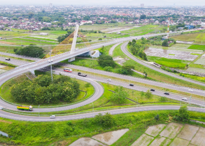 Jumlah Kendaraan Melintasi Solo Ngawi Meningkat Hingga 687.726 Unit
