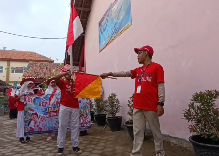 Semarak HUT RI ke-81 di SDN Tegalsari 6 Tegal, Jalan Sehat dan Doorprize Swadaya Wali Murid