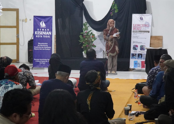 Wakil Wali Kota Tegal Mba Iin Apresiasi Karya Tiga Penyair  